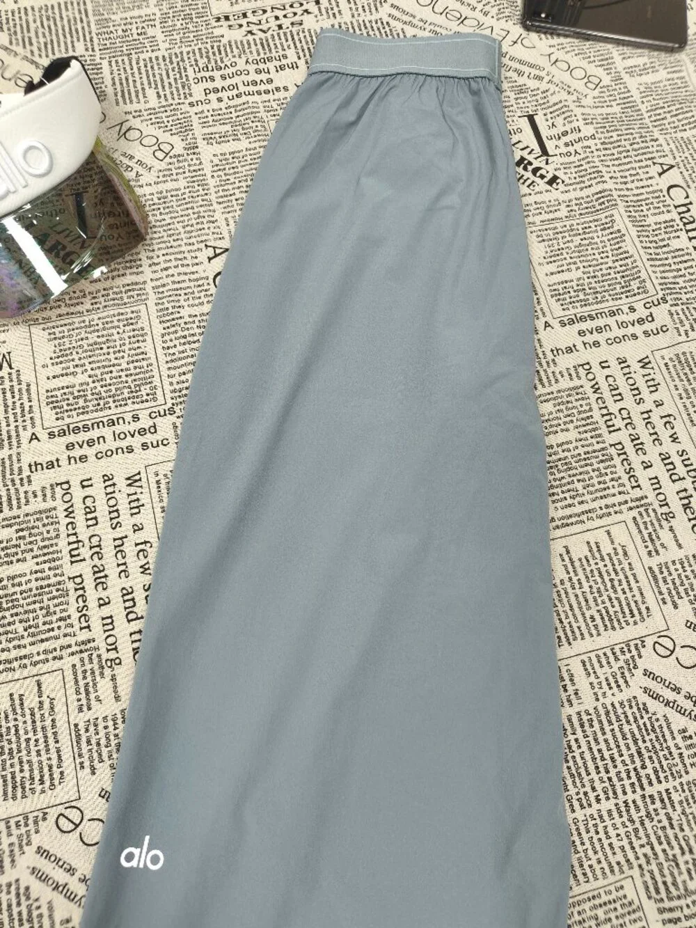 NWT🎉Steel Grey Alo Yoga Suit Up Trouser Relaxed Pants Clean Girl Style😉Regular